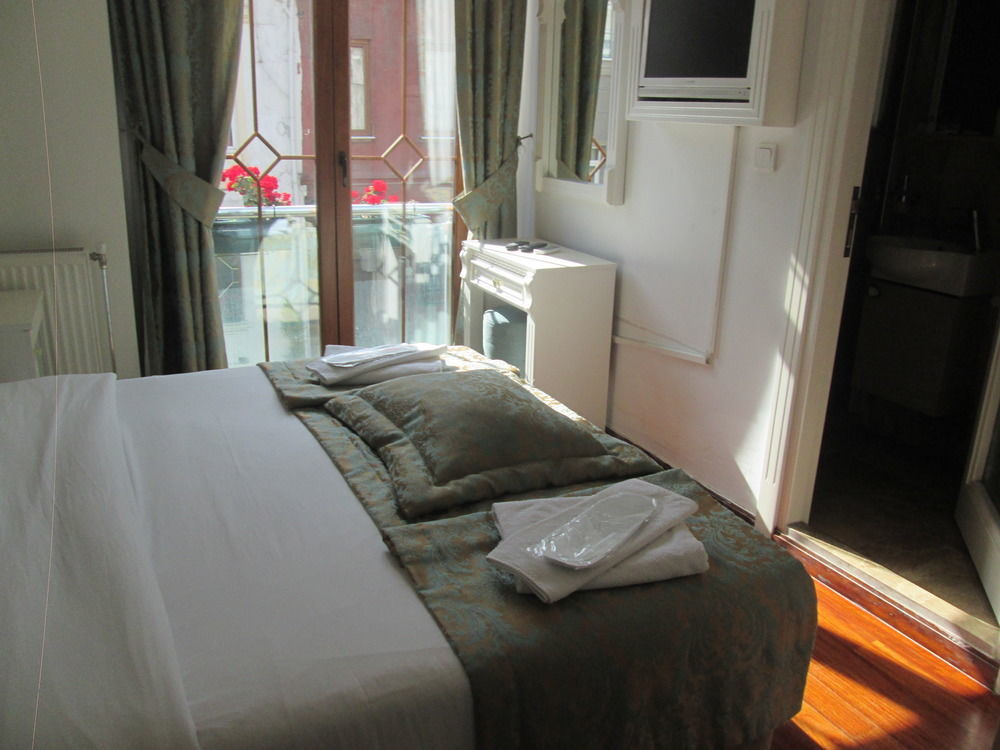La Petite Maison Hotel Provincia di Provincia di Istanbul Esterno foto